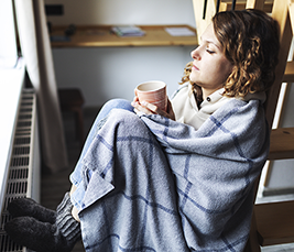 30 % des consommateurs déclarent souffrir de froid dans leur logement, selon la dernière enquête du médiateur national de l’énergie 